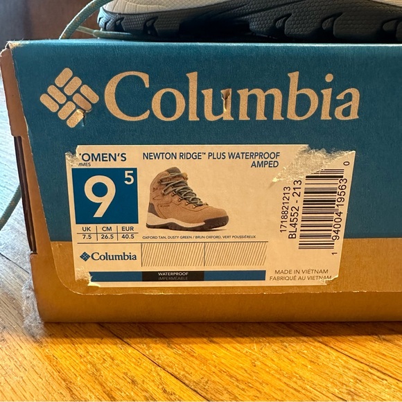 Columbia Women’s Newton Ridge™ Plus Waterproof Amped Hiking Boot size 9.5 - Picture 4 of 7